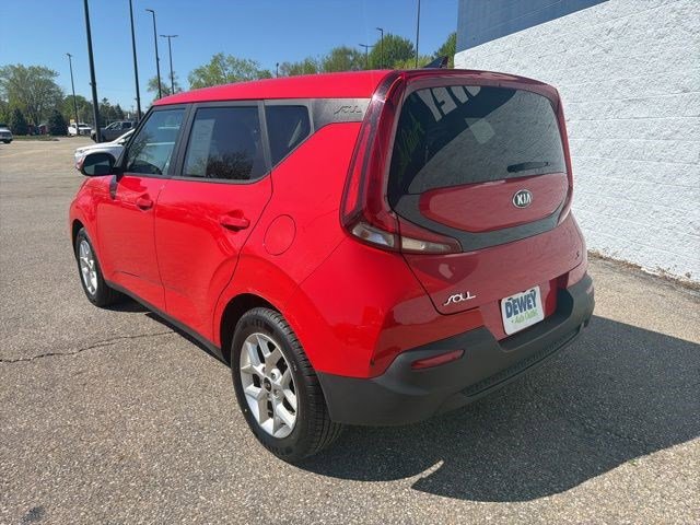 Used 2020 Kia Soul S FWD image 3