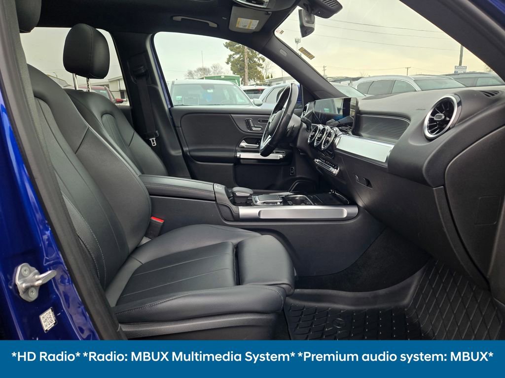 Used 2021 Mercedes-Benz GLB 250 4MATIC w/ Premium Package image 10