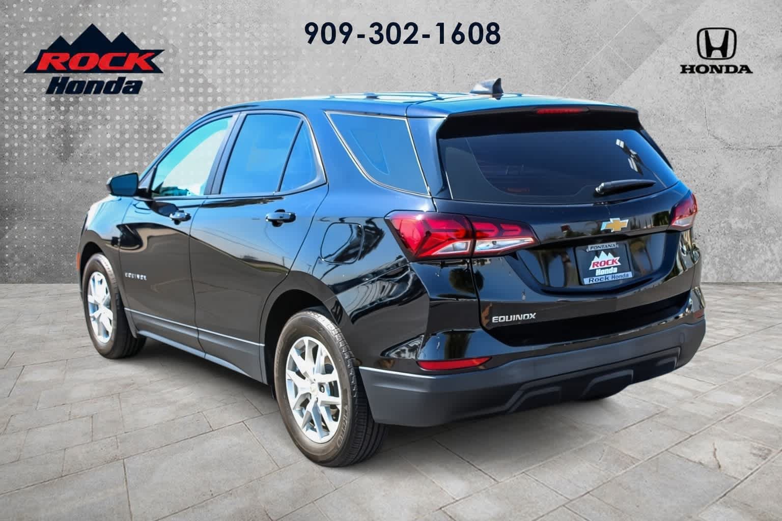 Used 2023 Chevrolet Equinox LS FWD image 6