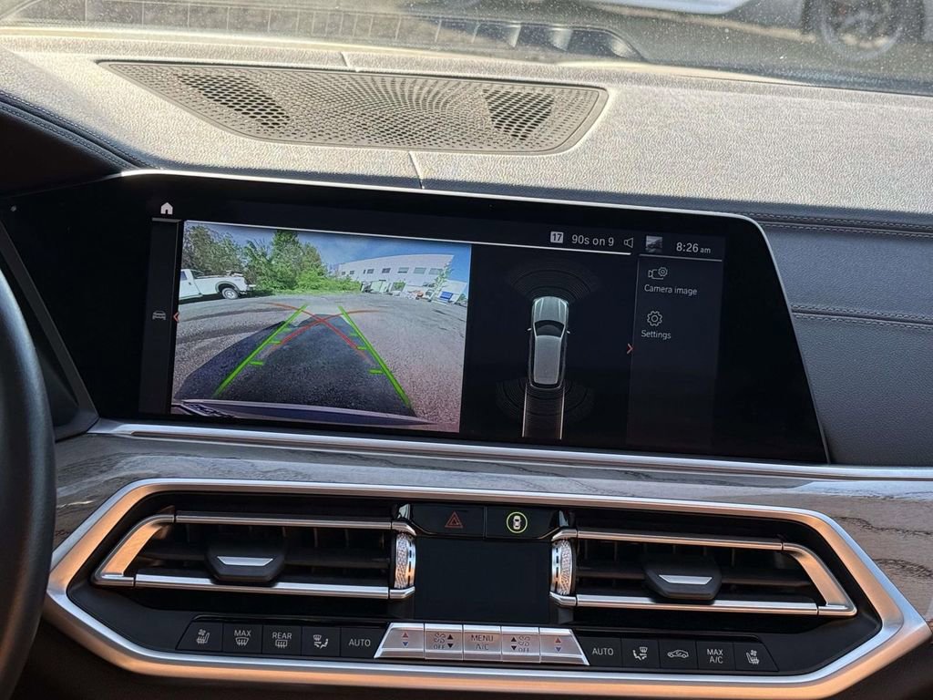 Used 2019 BMW X5 xDrive40i w/ Luxury Seating Package AWD/4WD image 11