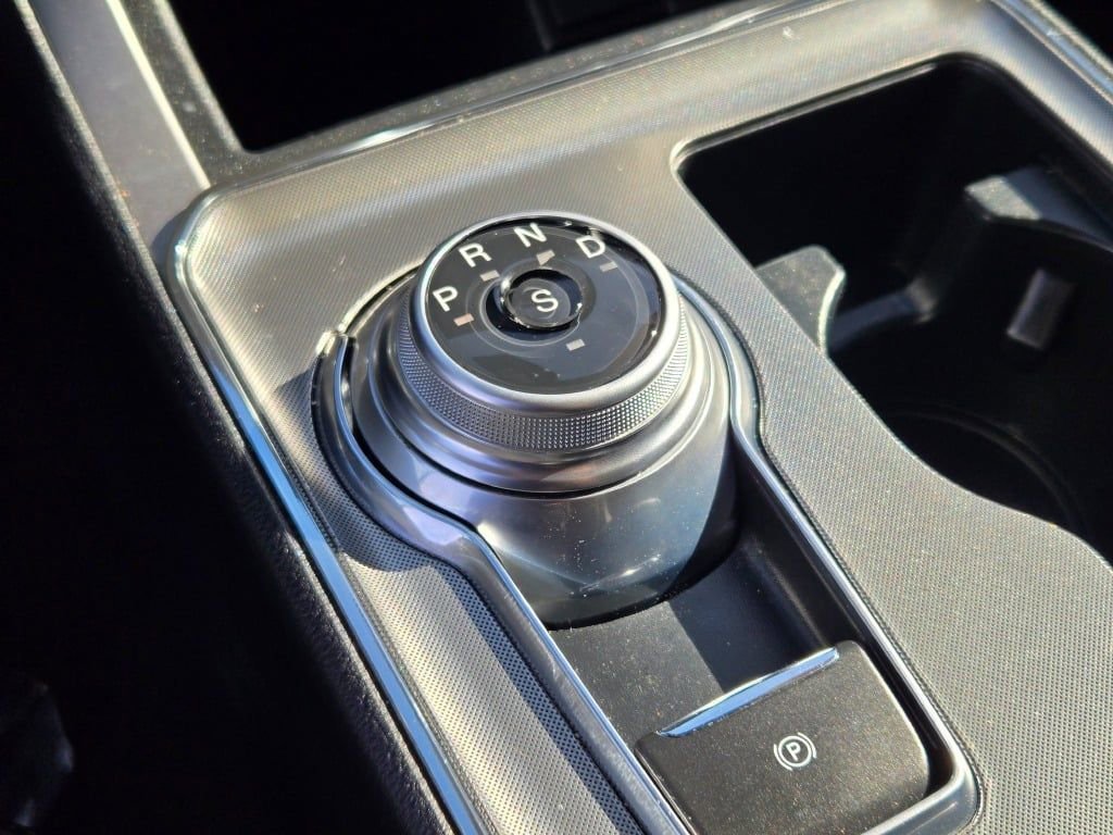 Used 2022 Ford Edge SEL w/ Convenience Package image 27