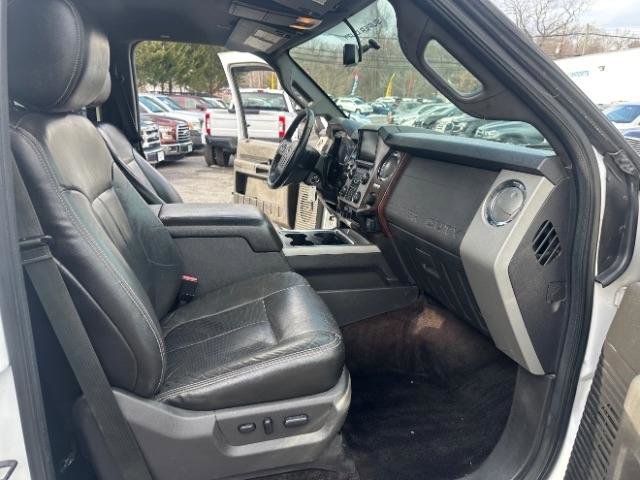 Used 2014 Ford F250 Lariat w/ Chrome Package image 32