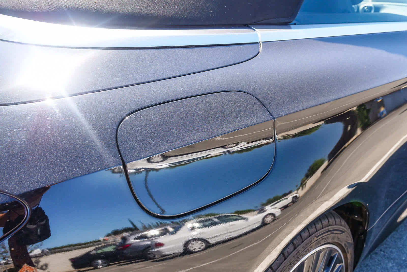 Used 2025 Mercedes-Benz CLE 300 4MATIC Cabriolet image 12