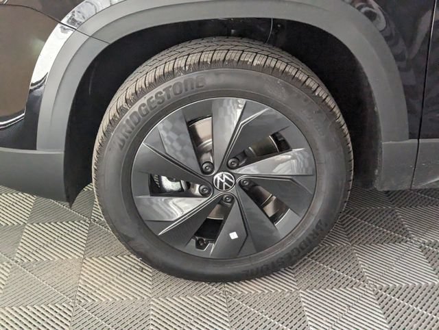 New 2026 Volkswagen Taos S FWD image 12
