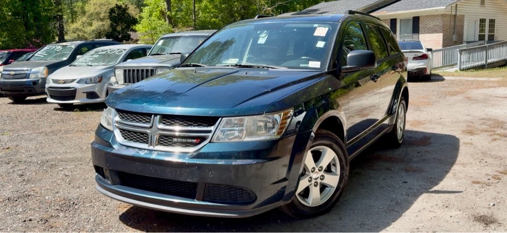 Used 2013 Dodge Journey SE image 1