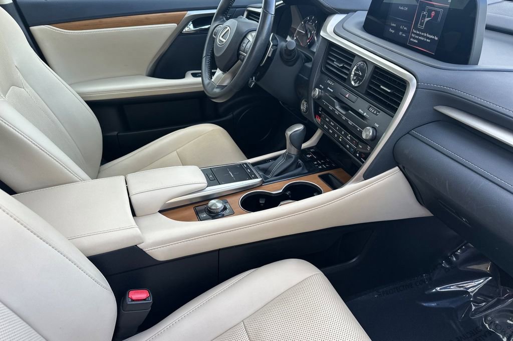 Certified 2022 Lexus RX 350 FWD w/ Premium Package image 16