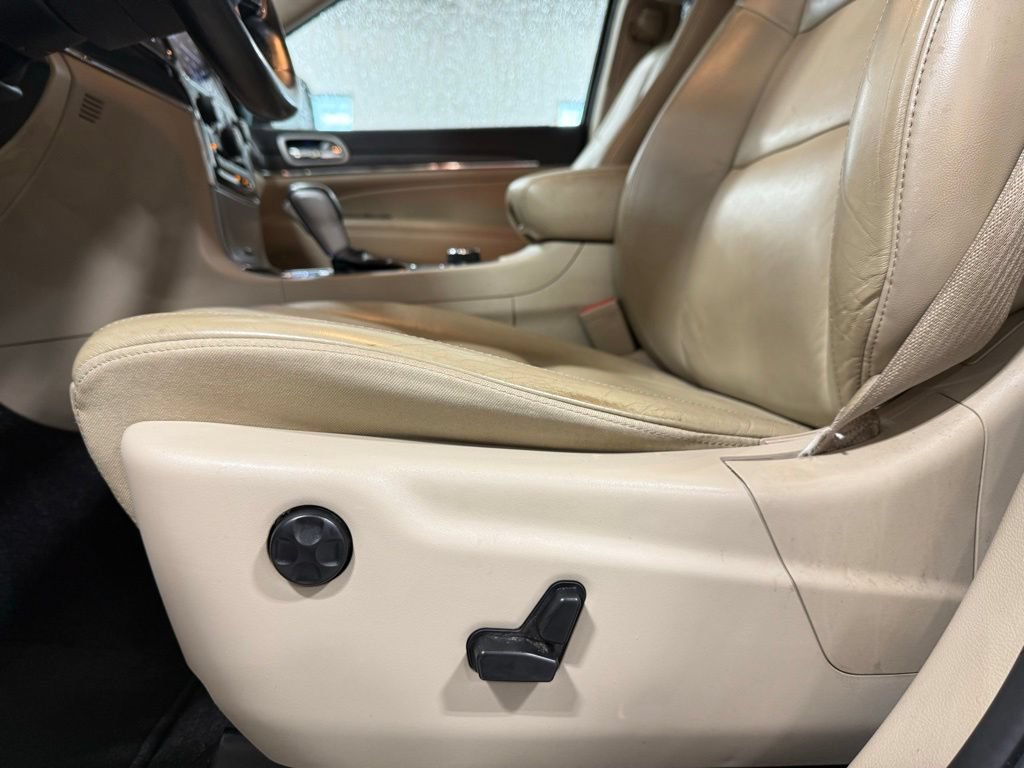 Used 2021 Jeep Grand Cherokee Limited AWD/4WD image 9
