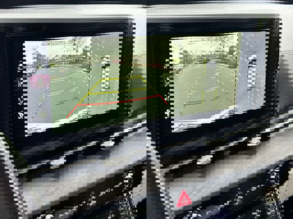 Used 2022 Kia Carnival SX image 38