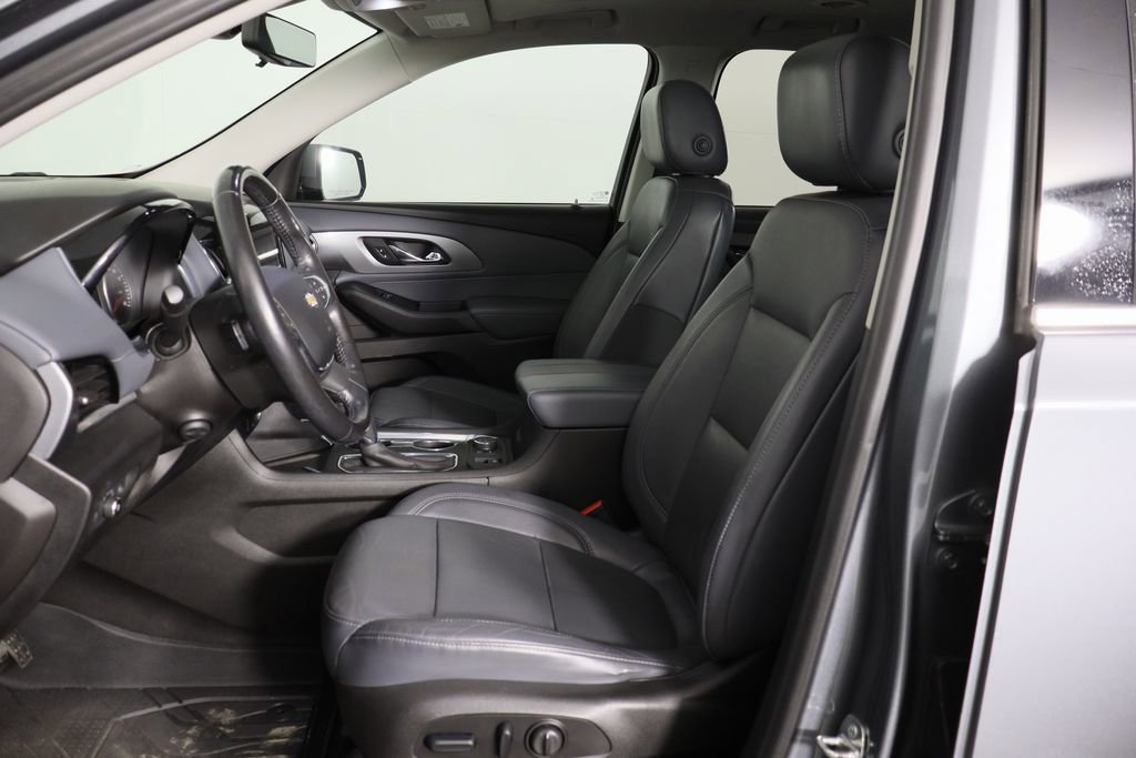 Used 2018 Chevrolet Traverse Premier w/ Driver Confidence II Package image 14