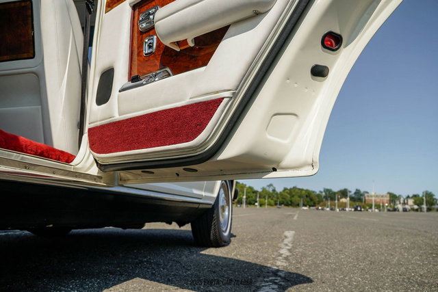 Used 1989 Rolls-Royce Silver Spirit image 49