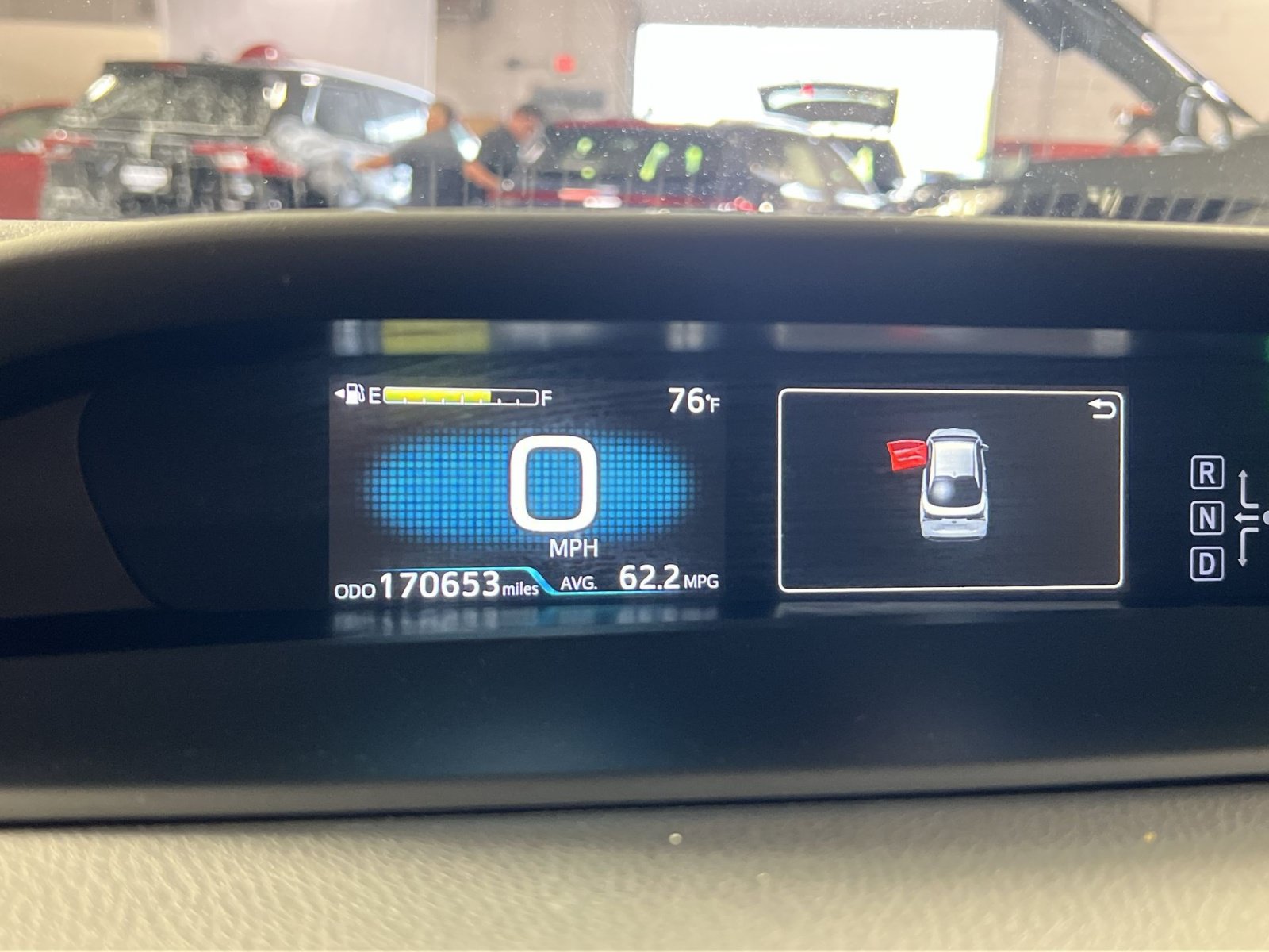 Used 2021 Toyota Prius LE w/ Carpet Mat Package (TMS) FWD image 17