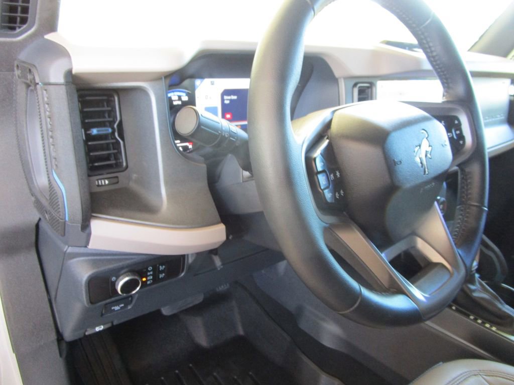 Used 2024 Ford Bronco Wildtrak AWD/4WD image 27