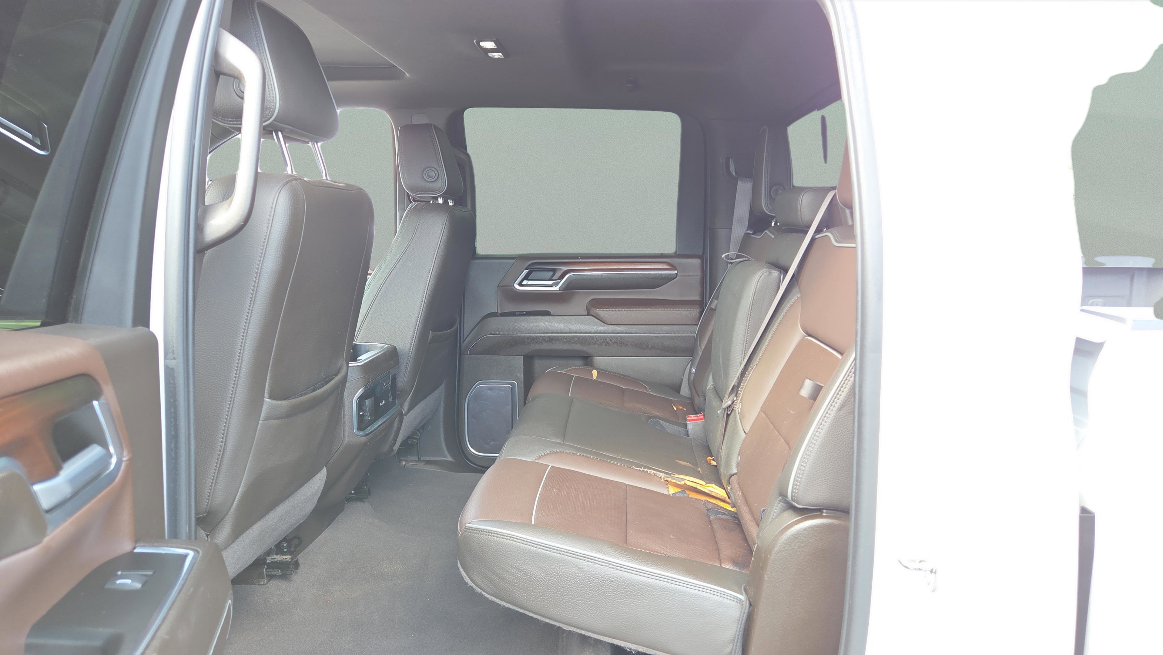 Used 2024 GMC Sierra 3500 Denali w/ Denali Reserve Package image 12