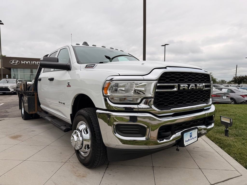 Used 2021 RAM 3500 Tradesman w/ Chrome Appearance Group AWD/4WD image 7