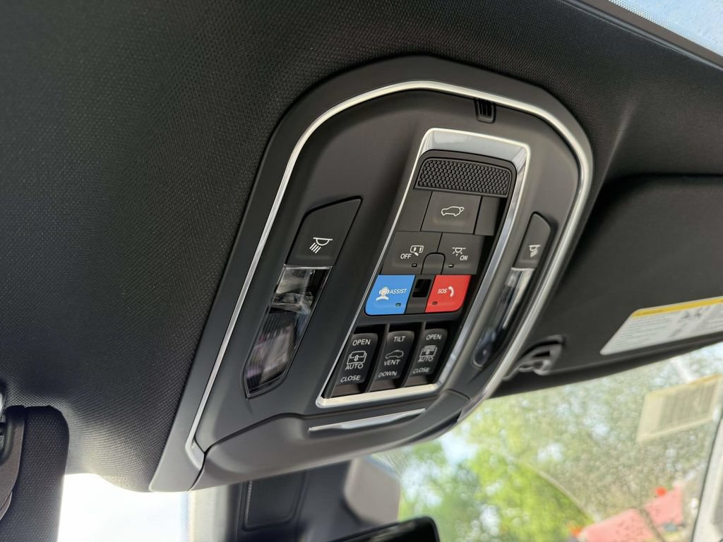 New 2026 Jeep Grand Wagoneer Limited AWD/4WD image 28
