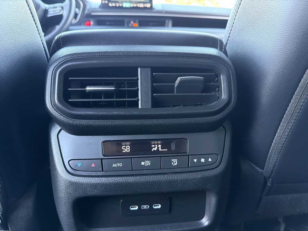 Used 2024 Honda Pilot EX-L image 28
