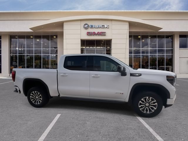 Certified 2023 GMC Sierra 1500 AT4 w/ AT4 Premium Package AWD/4WD image 17