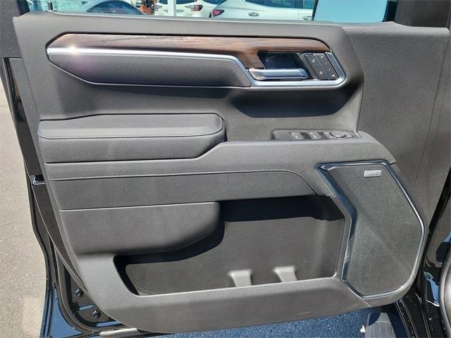New 2026 GMC Sierra 1500 SLT w/ SLT Premium Plus Package image 15