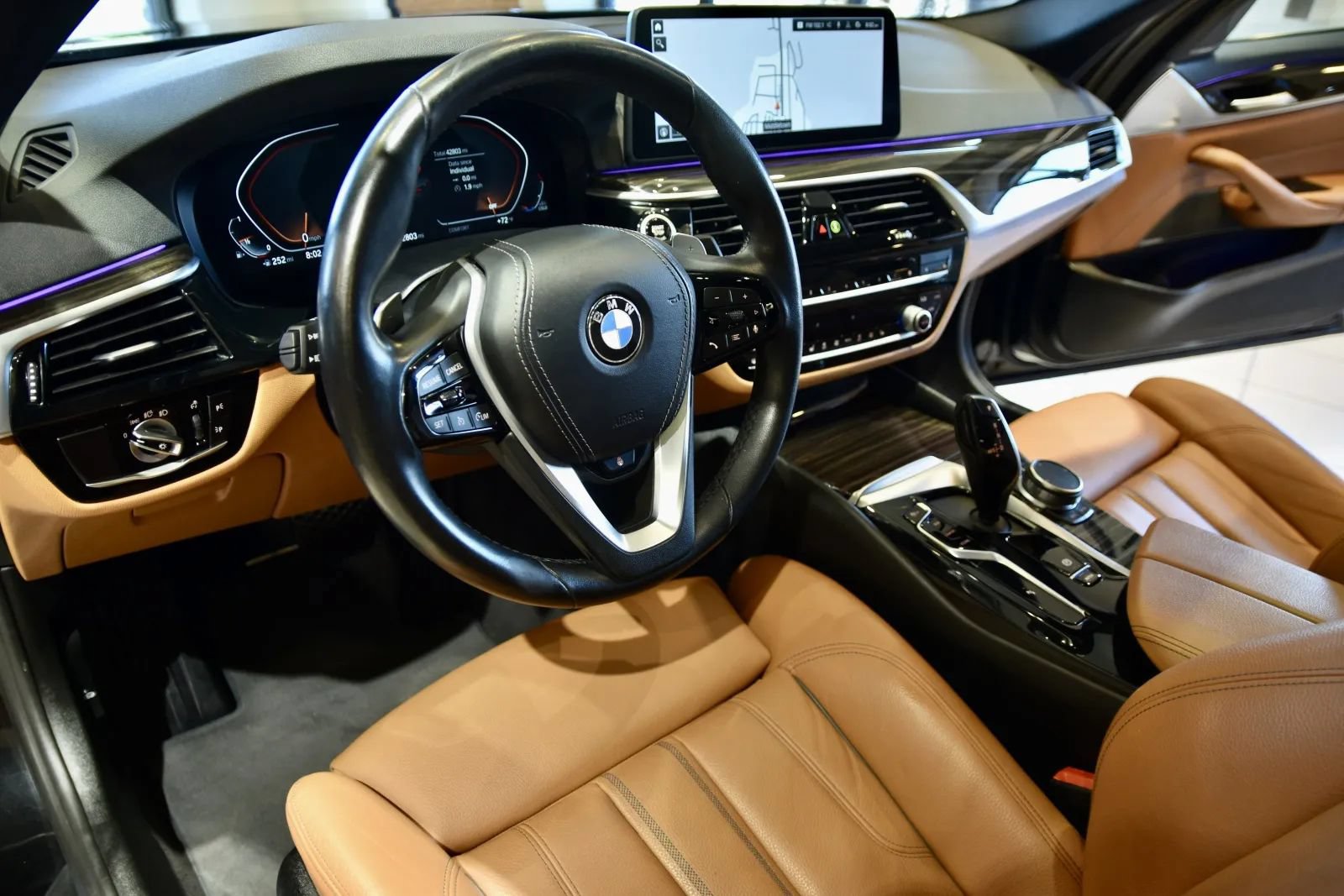 Used 2022 BMW 530i xDrive w/ Premium Package AWD/4WD image 11