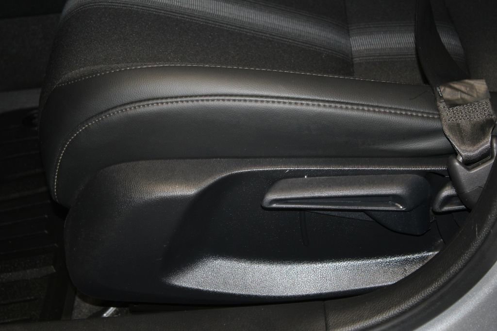 Used 2023 Honda Civic Sport image 15