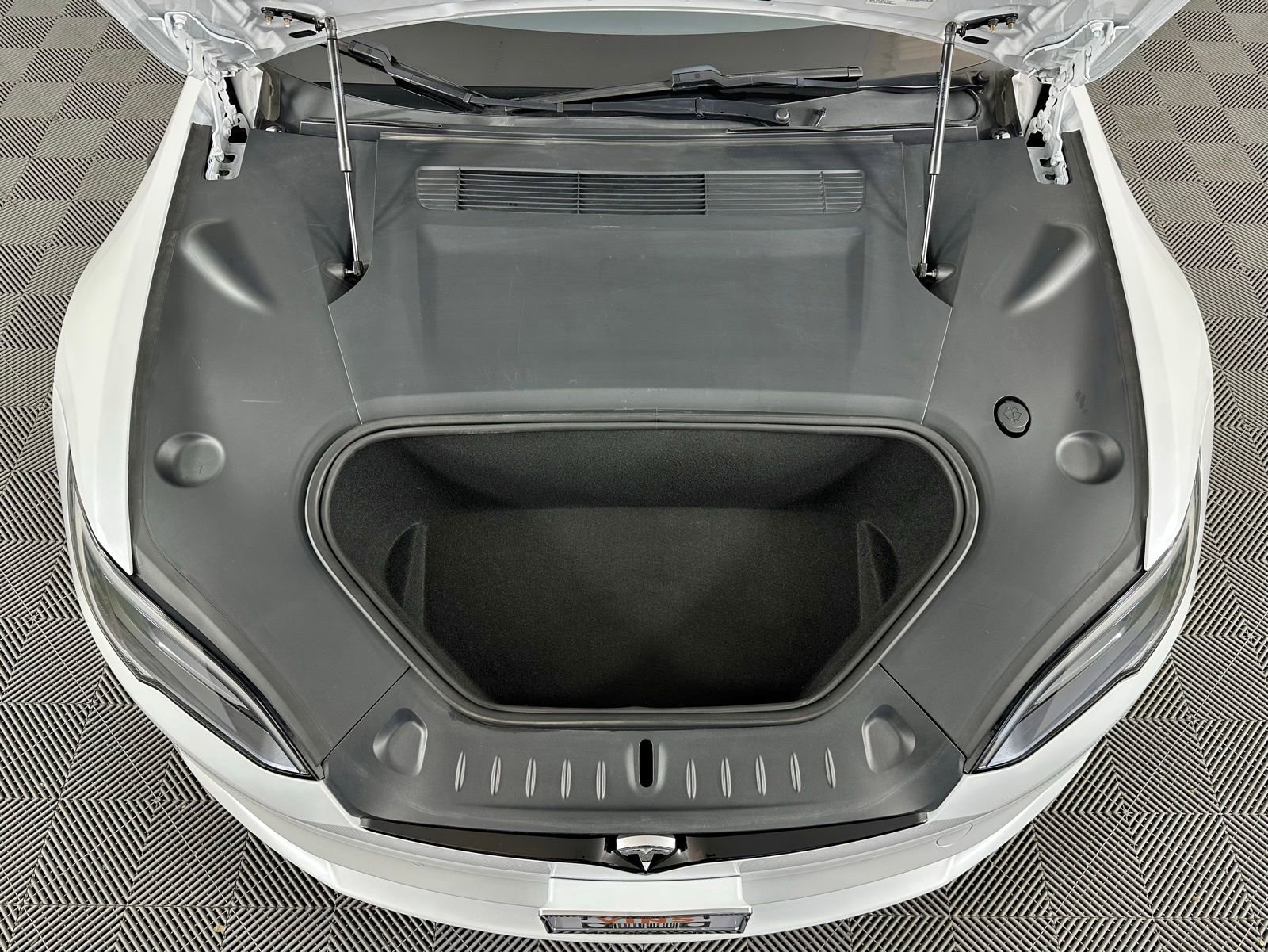 Used 2022 Tesla Model S image 27