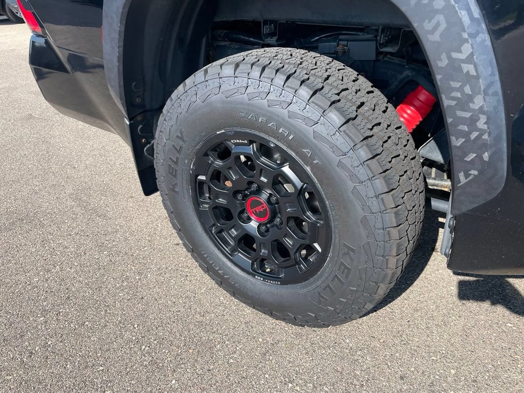 Used 2022 Toyota Tundra Limited AWD/4WD image 3