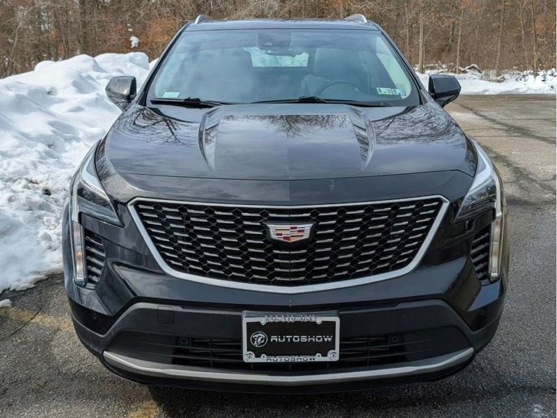 Used 2020 Cadillac XT4 Premium Luxury w/ Driver Awareness Package image 2