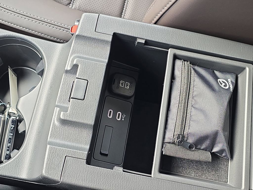 New 2025 MAZDA CX-5 Signature image 31