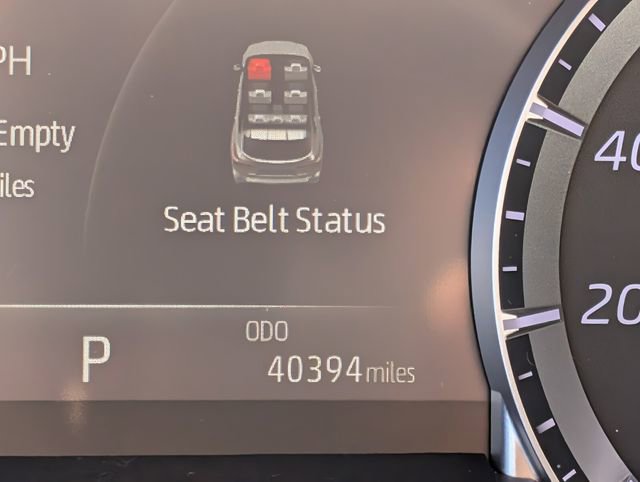 Used 2022 Toyota Highlander XLE image 32