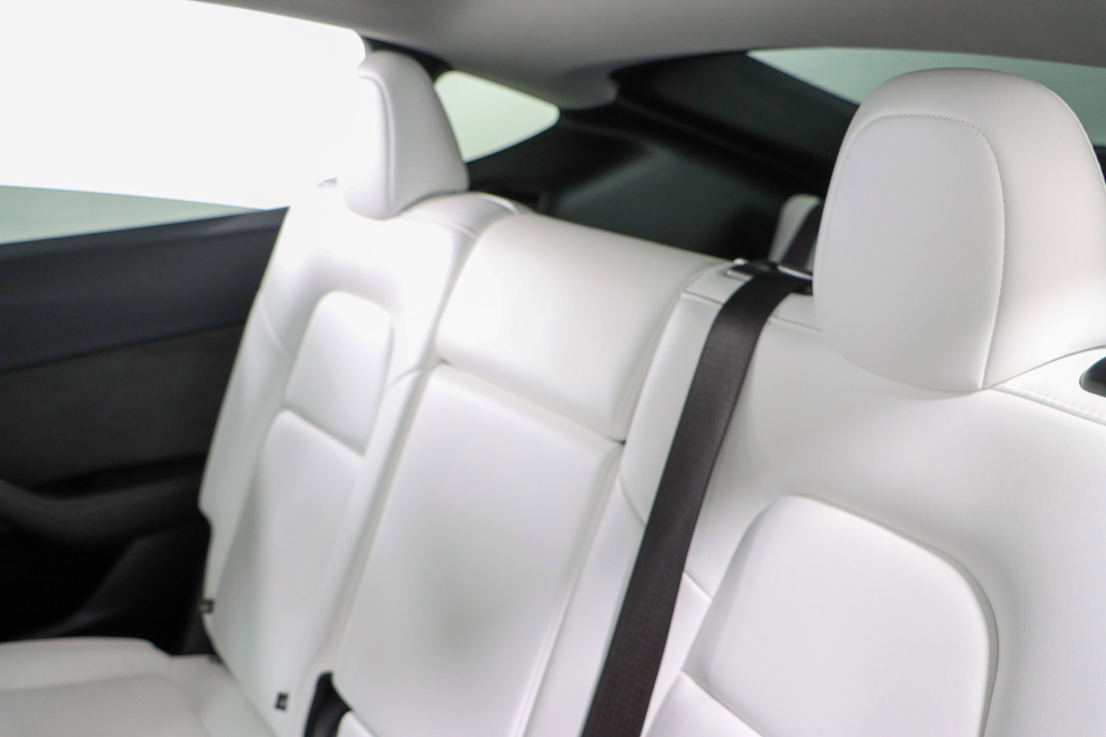 Used 2025 Tesla Model Y Long Range image 22