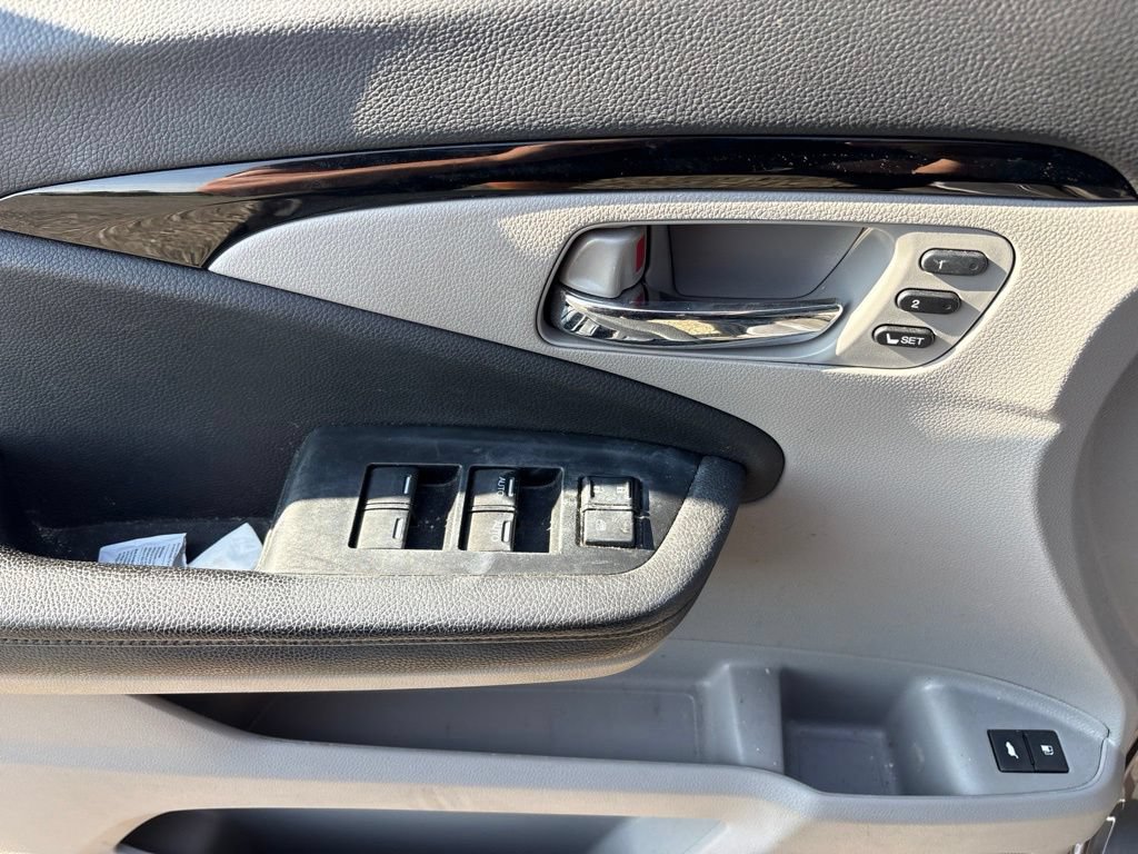 Used 2021 Honda Pilot Elite image 18