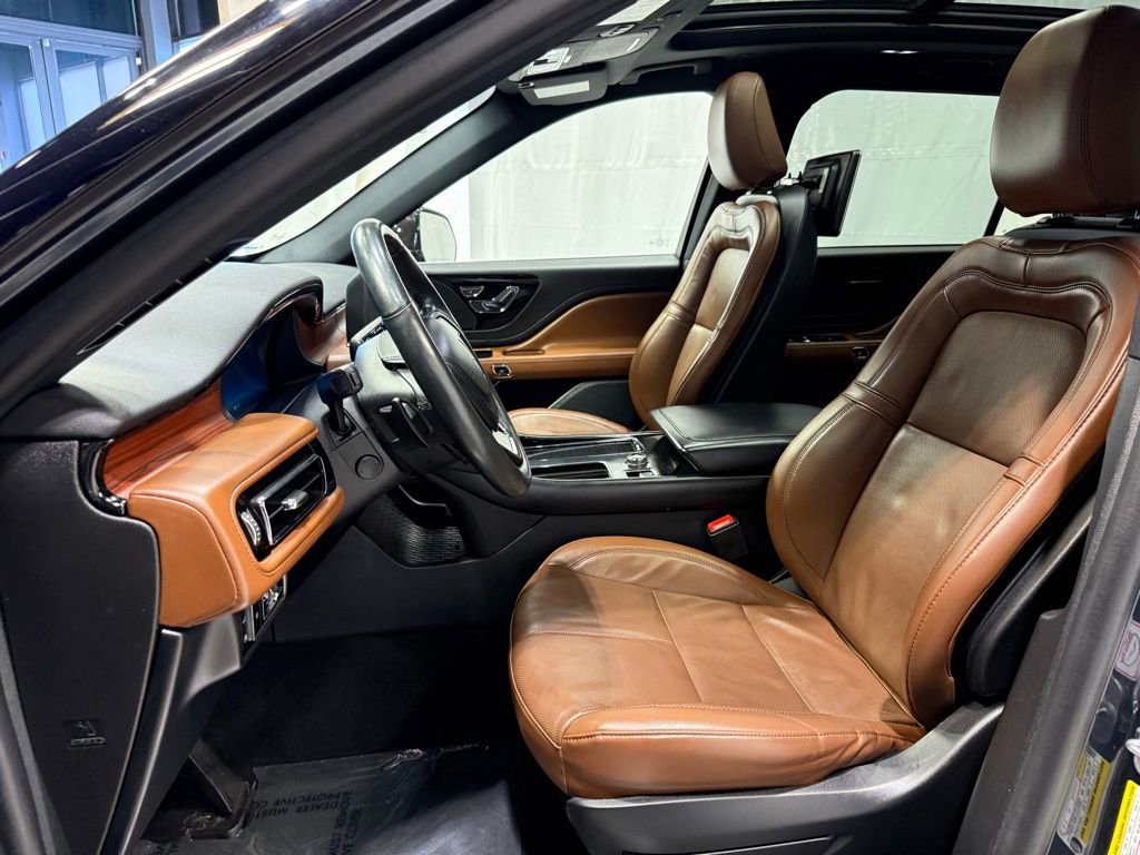Used 2022 Lincoln Aviator Grand Touring w/ Equipment Group 301A image 17