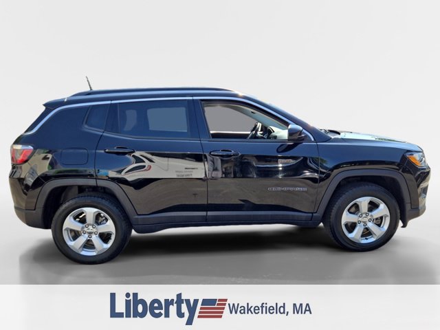 Used 2019 Jeep Compass Latitude w/ Popular Equipment Group AWD/4WD image 4