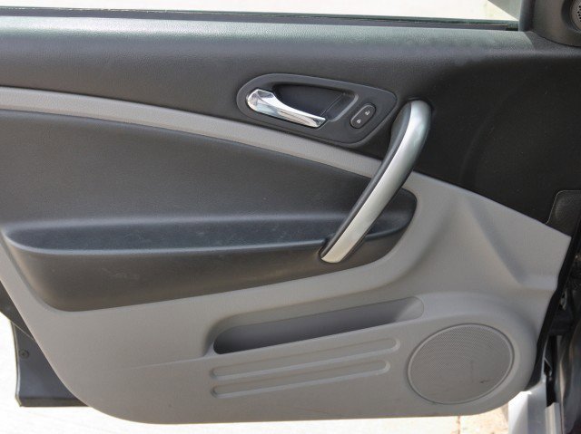 Used 2007 Saturn Vue AWD V6 w/ Red Line Pkg image 12