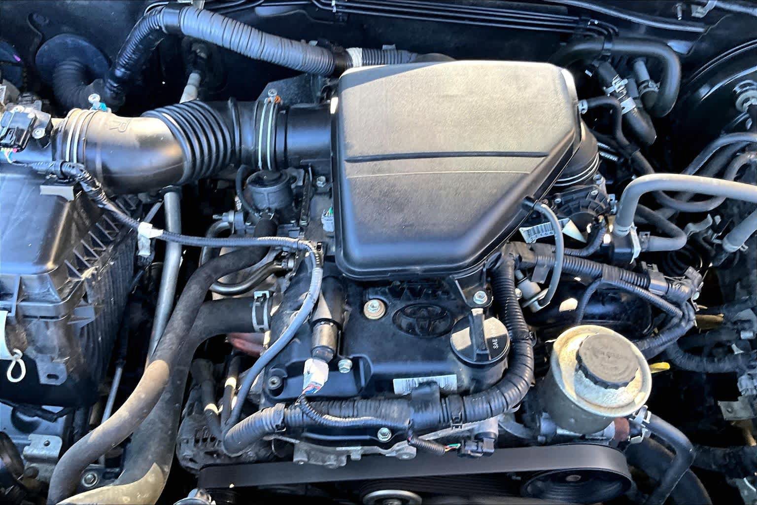 Used 2019 Toyota Tacoma SR w/ SR Convenience Package AWD/4WD image 30