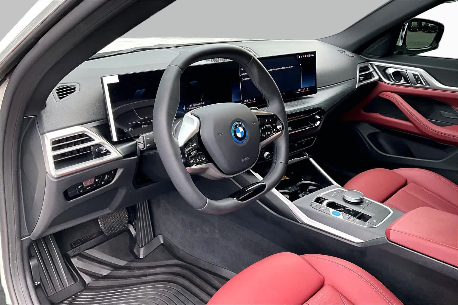 Used 2025 BMW i4 eDrive40 RWD image 17