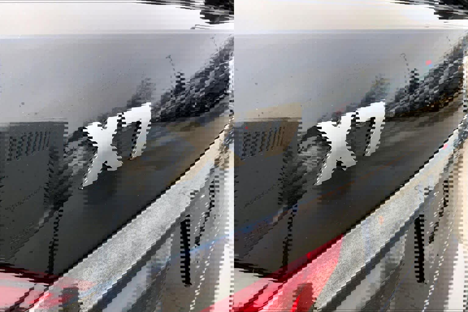 Used 2022 BMW X7 M50i image 9