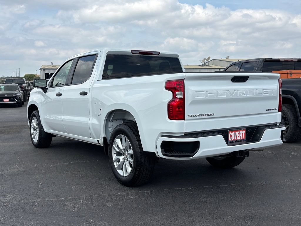 Used 2025 Chevrolet Silverado 1500 Custom RWD image 3