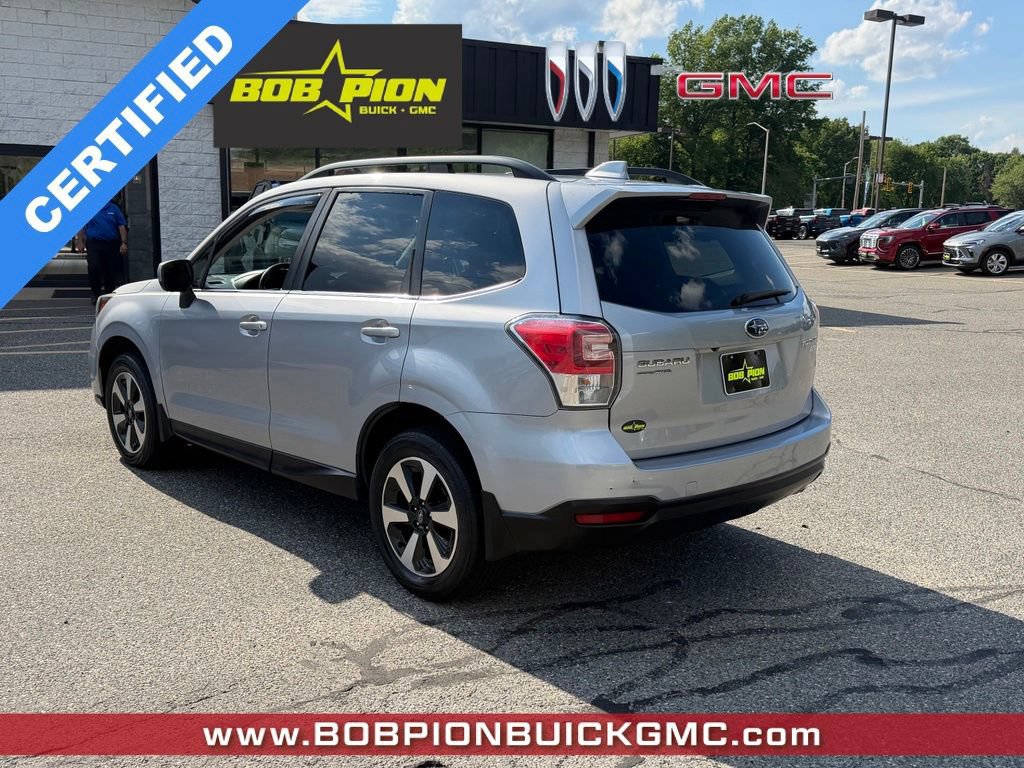 Used 2017 Subaru Forester 2.5i Limited AWD/4WD image 4