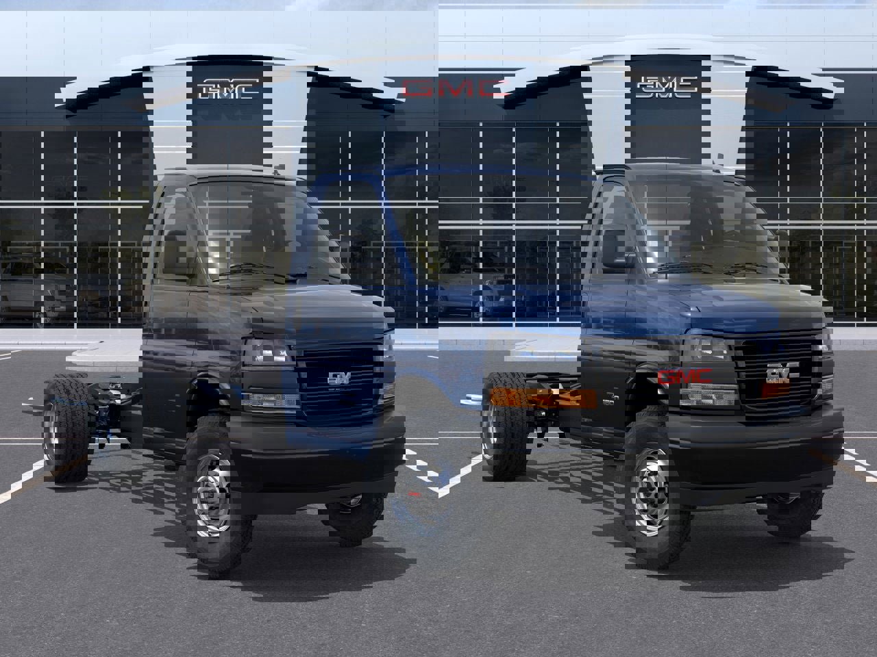 New 2025 GMC Savana 3500 w/ Power Convenience Package image 31