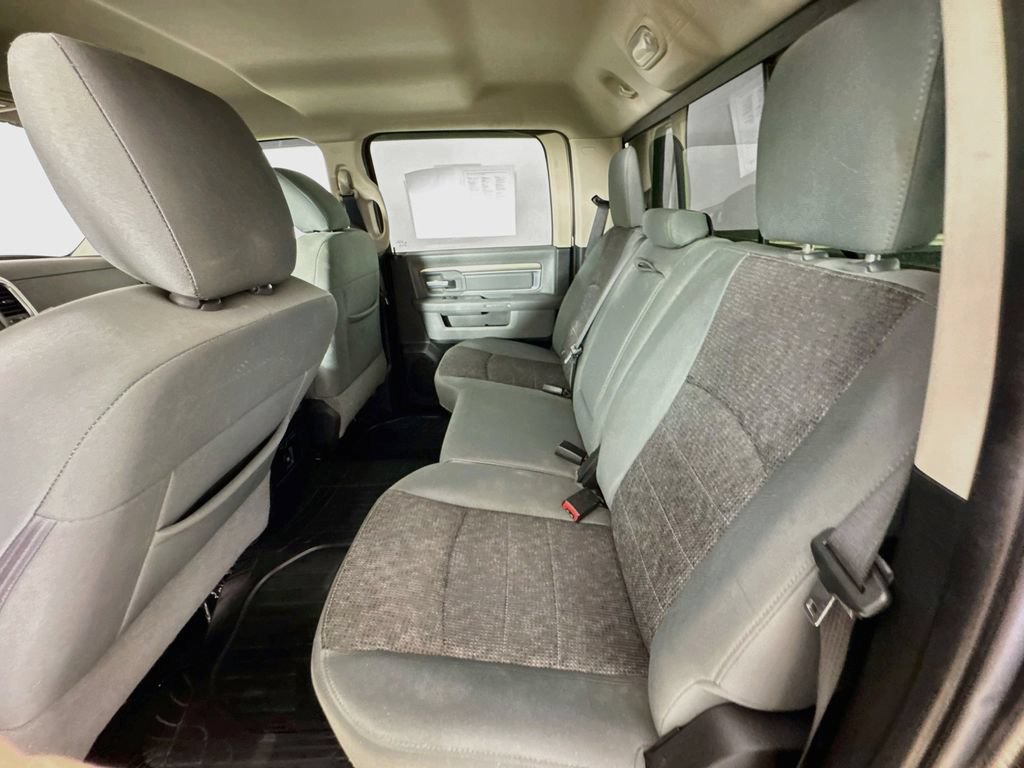 Used 2017 RAM 1500 Classic SLT w/ SLT Plus D←cor Group AWD/4WD image 22
