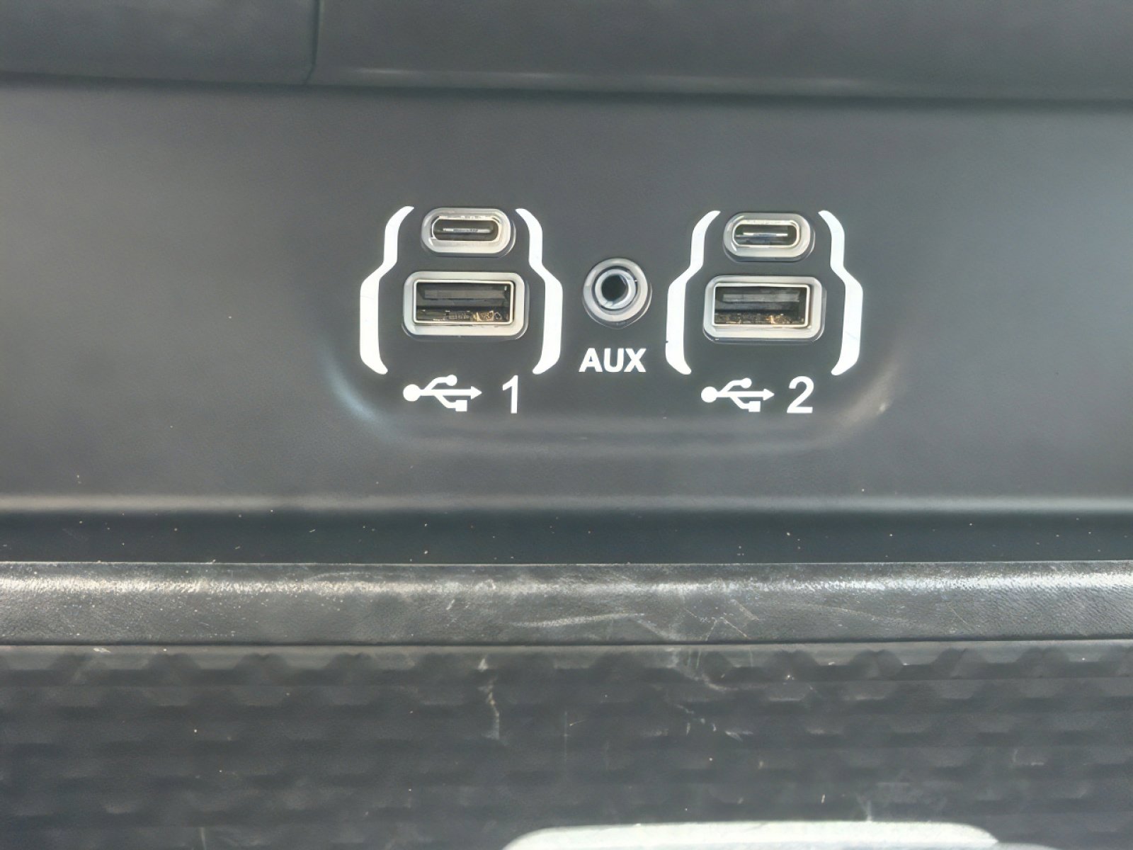 Used 2024 RAM 2500 Laramie w/ Sport Appearance Package image 26