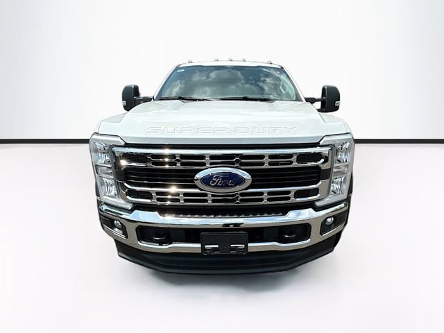 New 2026 Ford F450 XL w/ XL Chrome Package AWD/4WD image 2