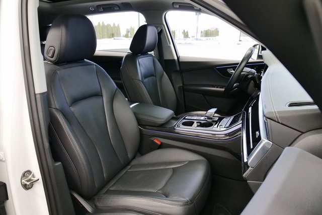 Used 2024 Audi Q7 3.0T Premium Plus image 19