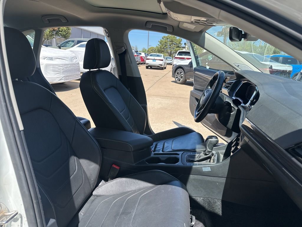 Used 2024 Volkswagen Jetta SEL image 23