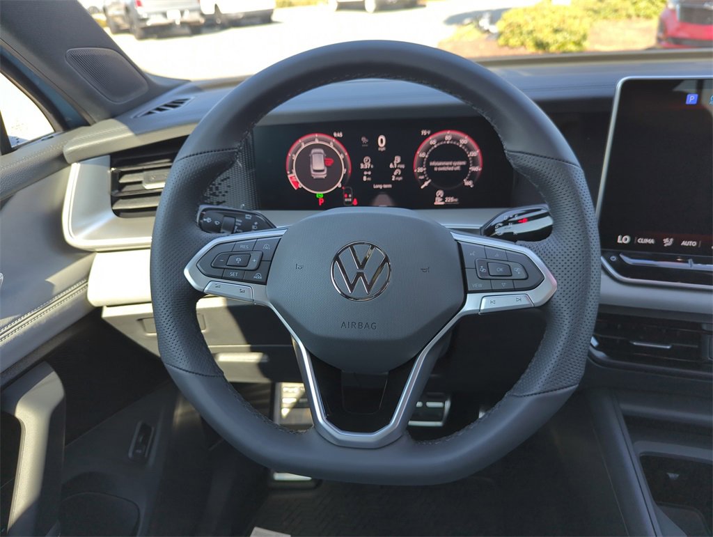 New 2026 Volkswagen Tiguan SE R-Line image 22