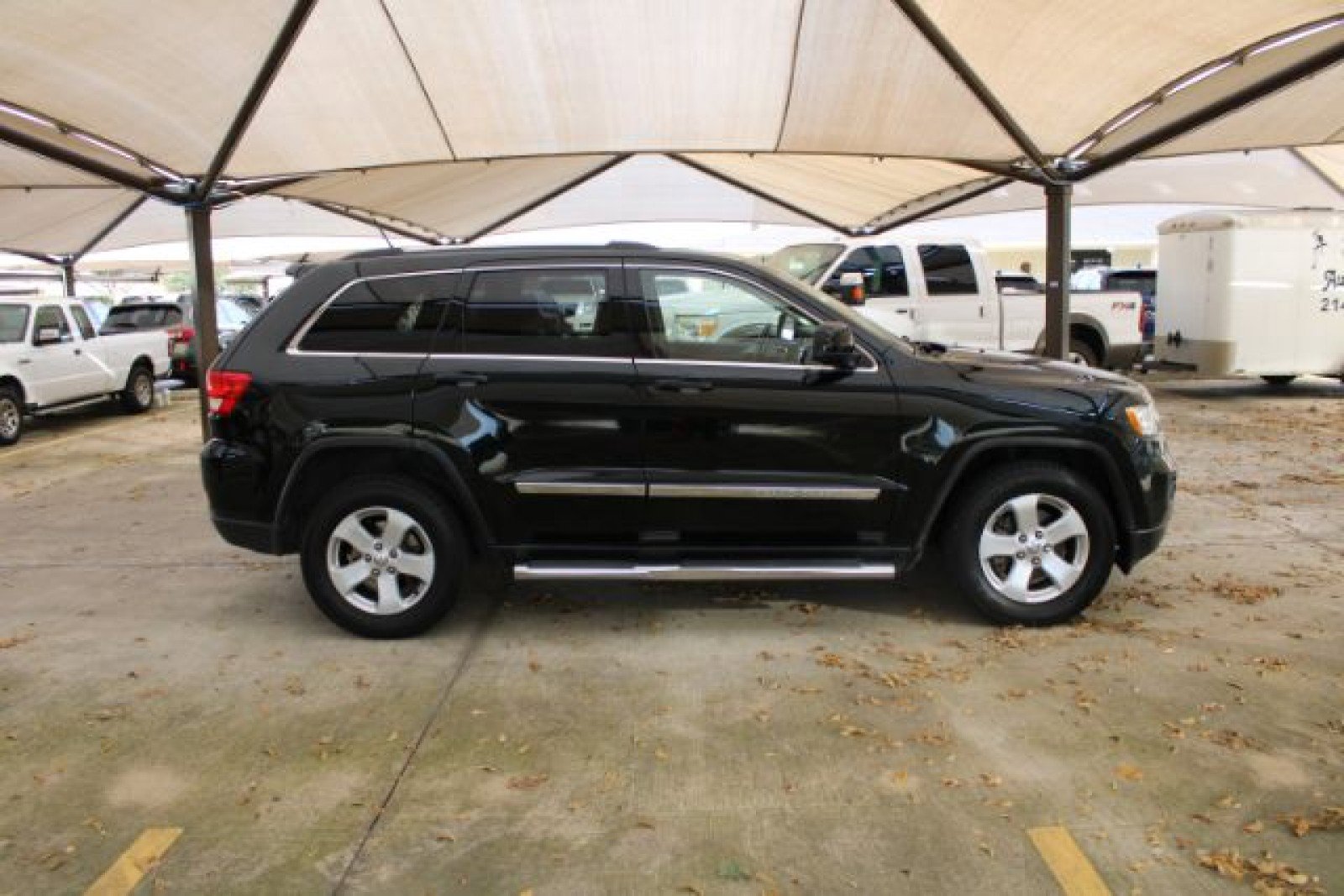 Used 2012 Jeep Grand Cherokee Laredo image 8