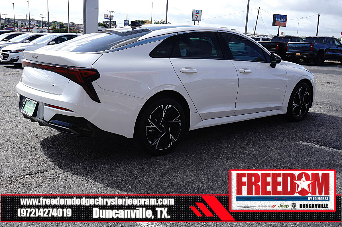 Used 2025 Kia K5 GT-Line w/ GT-Line Premium Package FWD image 5