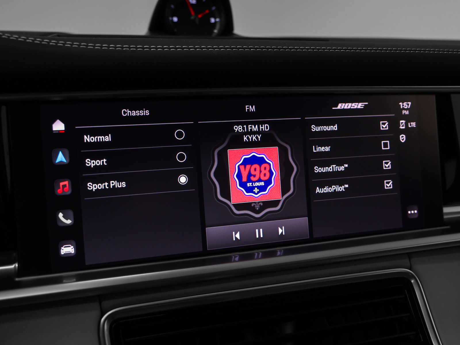 Certified 2023 Porsche Panamera Platinum Edition RWD image 32
