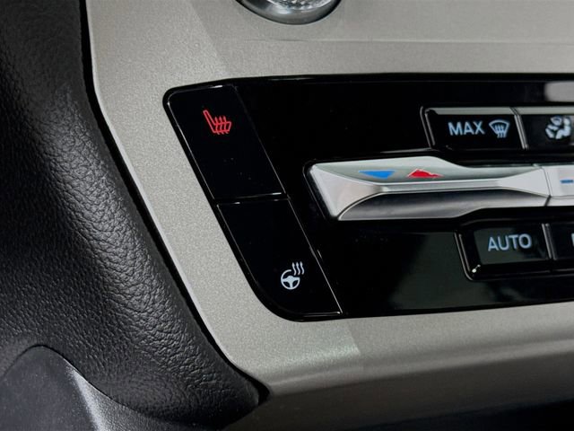 Used 2022 Ford Explorer XLT w/ Equipment Group 202A image 20